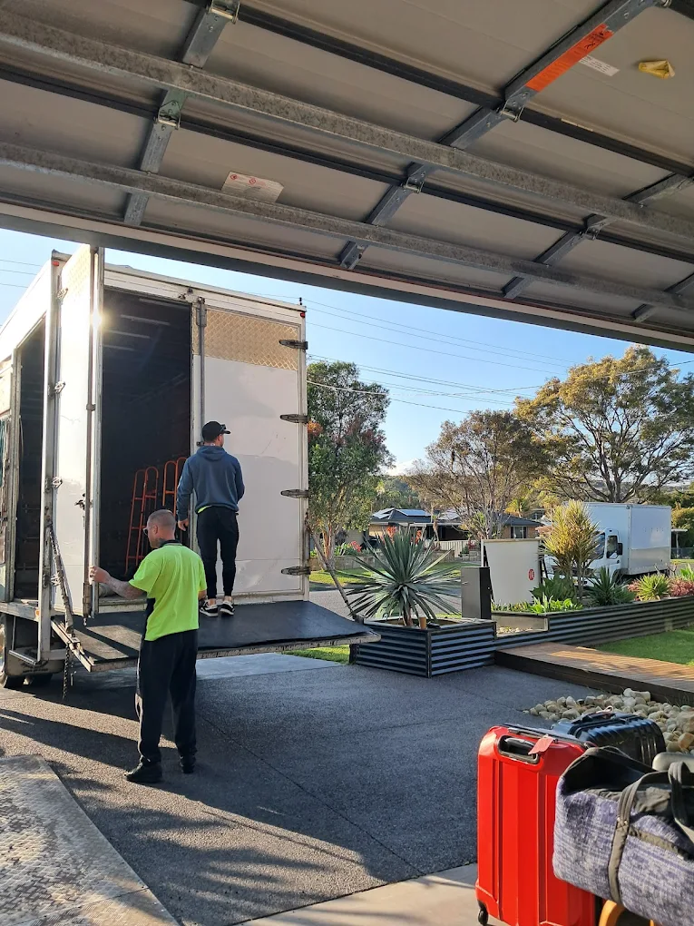 Finished unload of a removal job in Woy Woy